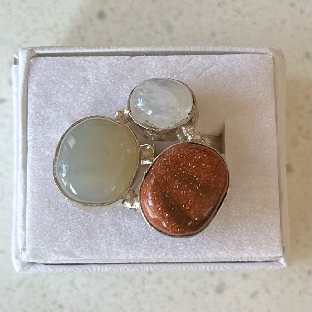 .925 Unique Goldstone / Moonstone / Opalite Ring - Picture 4 of 6